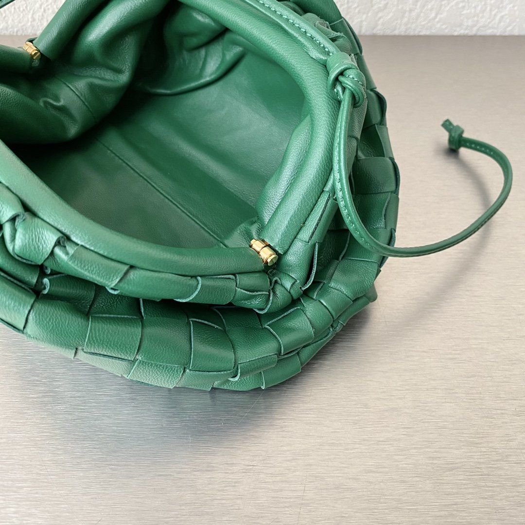 Bottega Veneta Mini Pouch Green. For Women. Women-s Bags 8.6in/22cm - Soul Replicas