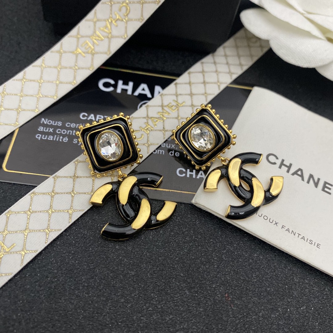 Chanel Earrings - Soul Replicas