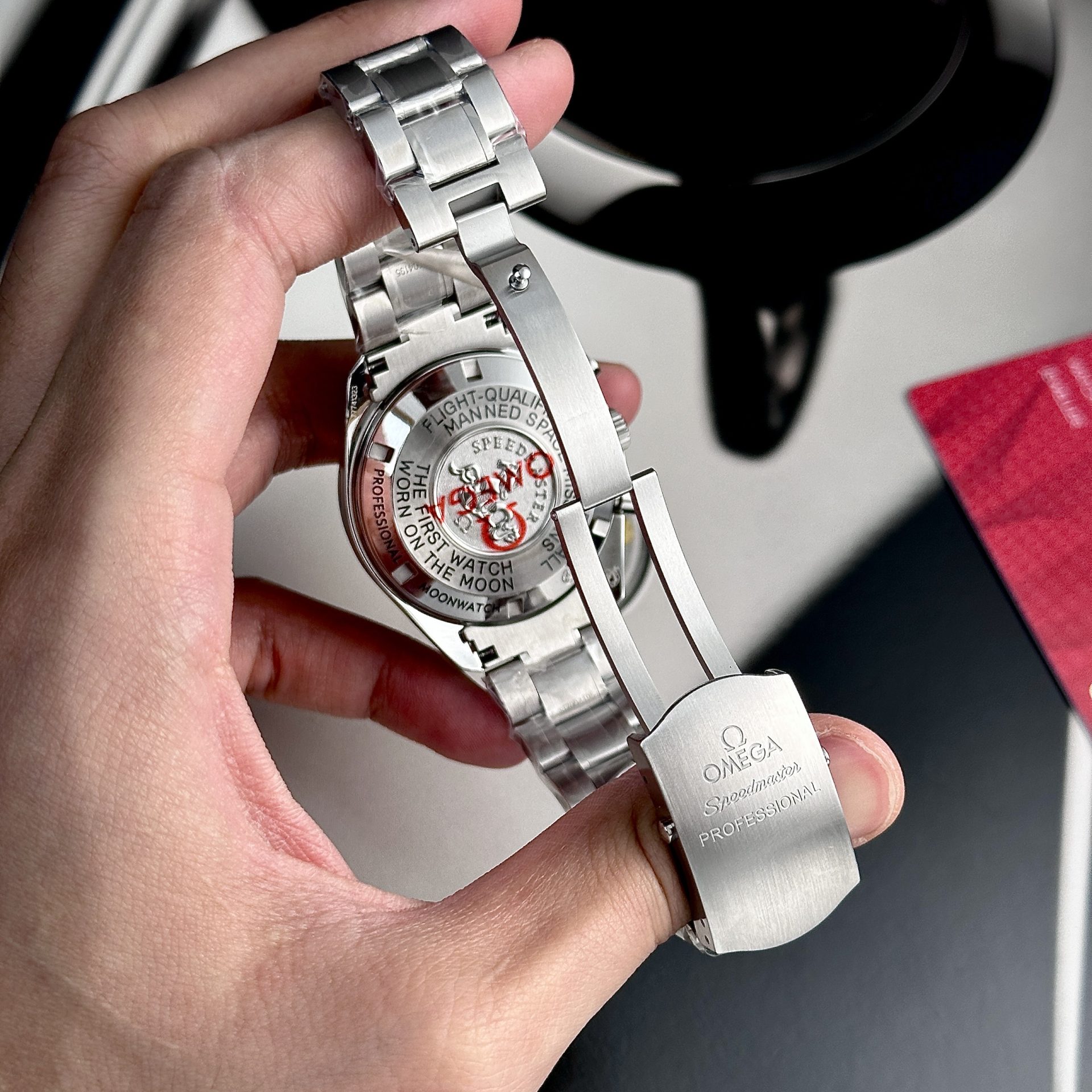 Omega Replica Watch Speedmaster Moonwatch Black Dial Metal Wire 42mm - Soul Replicas