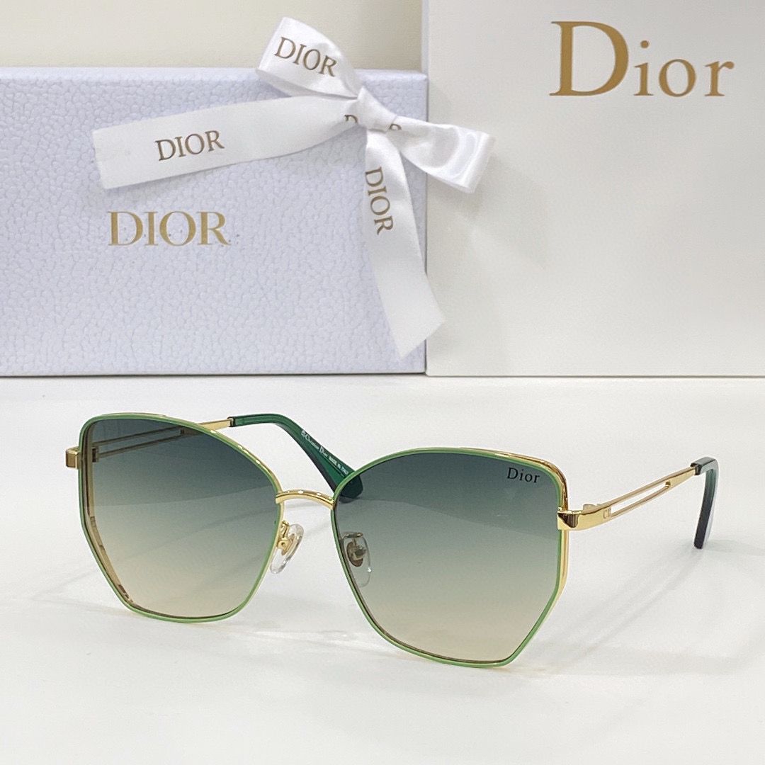 Miss Dior B2U - Soul Replicas