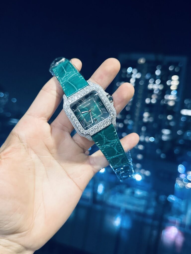 Cartier Santos With Green Moissanite Replica Watch 39.8mm - Soul Replicas