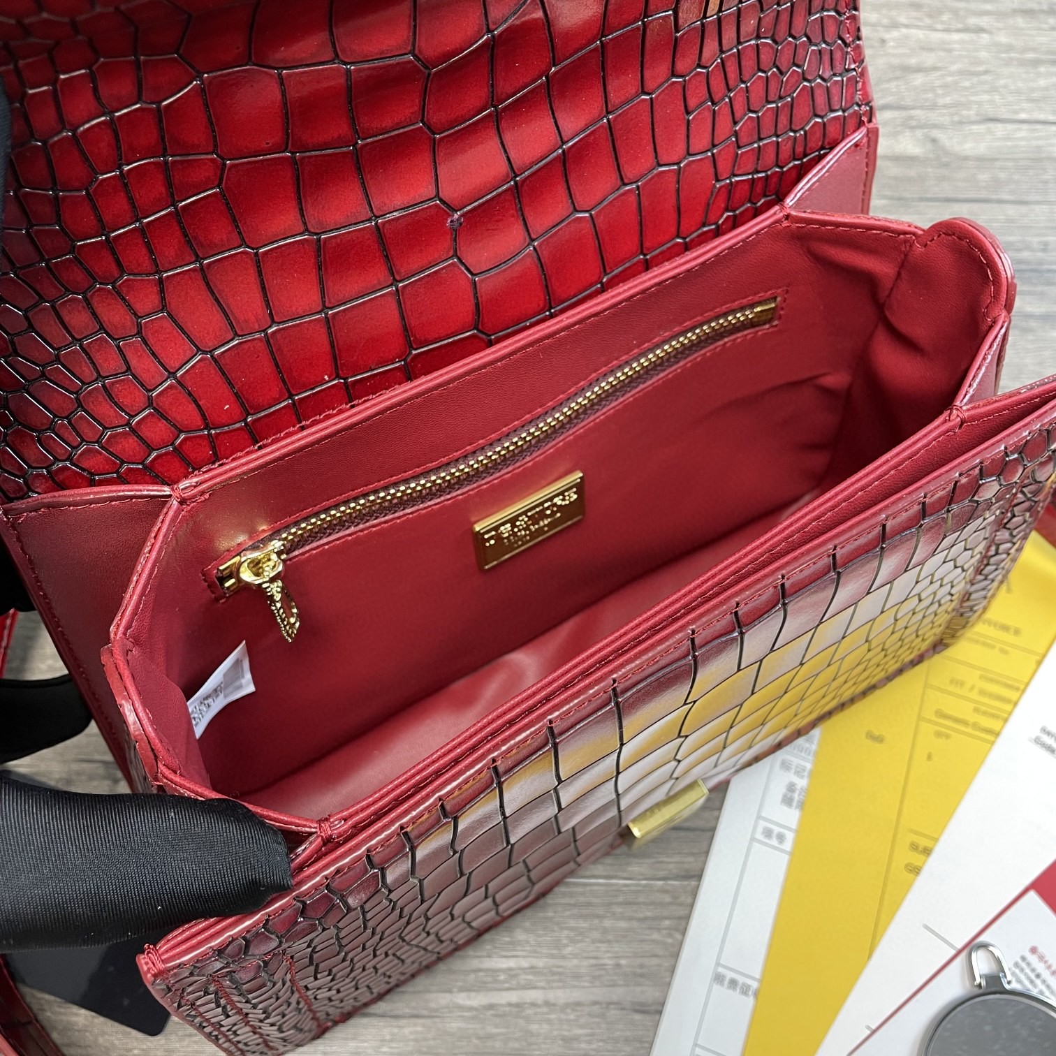 Dolce & Gabbana Print DG Girls Bag Burgundy For Women 10.6in/27cm DG - Soul Replicas