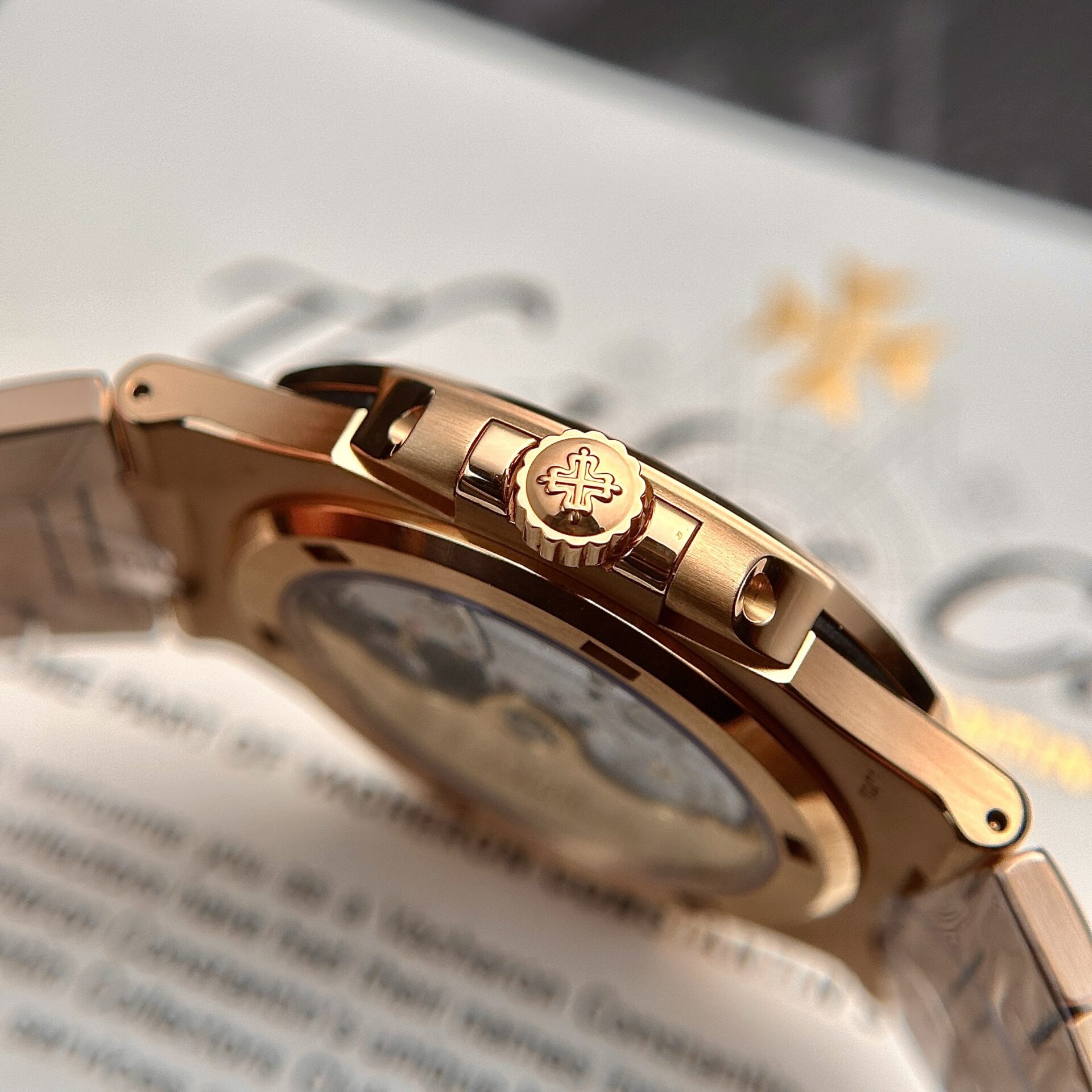 Patek Philippe Nautilus 5711 Brown Dial Rose Gold Case 3K Factory 40mm - Soul Replicas