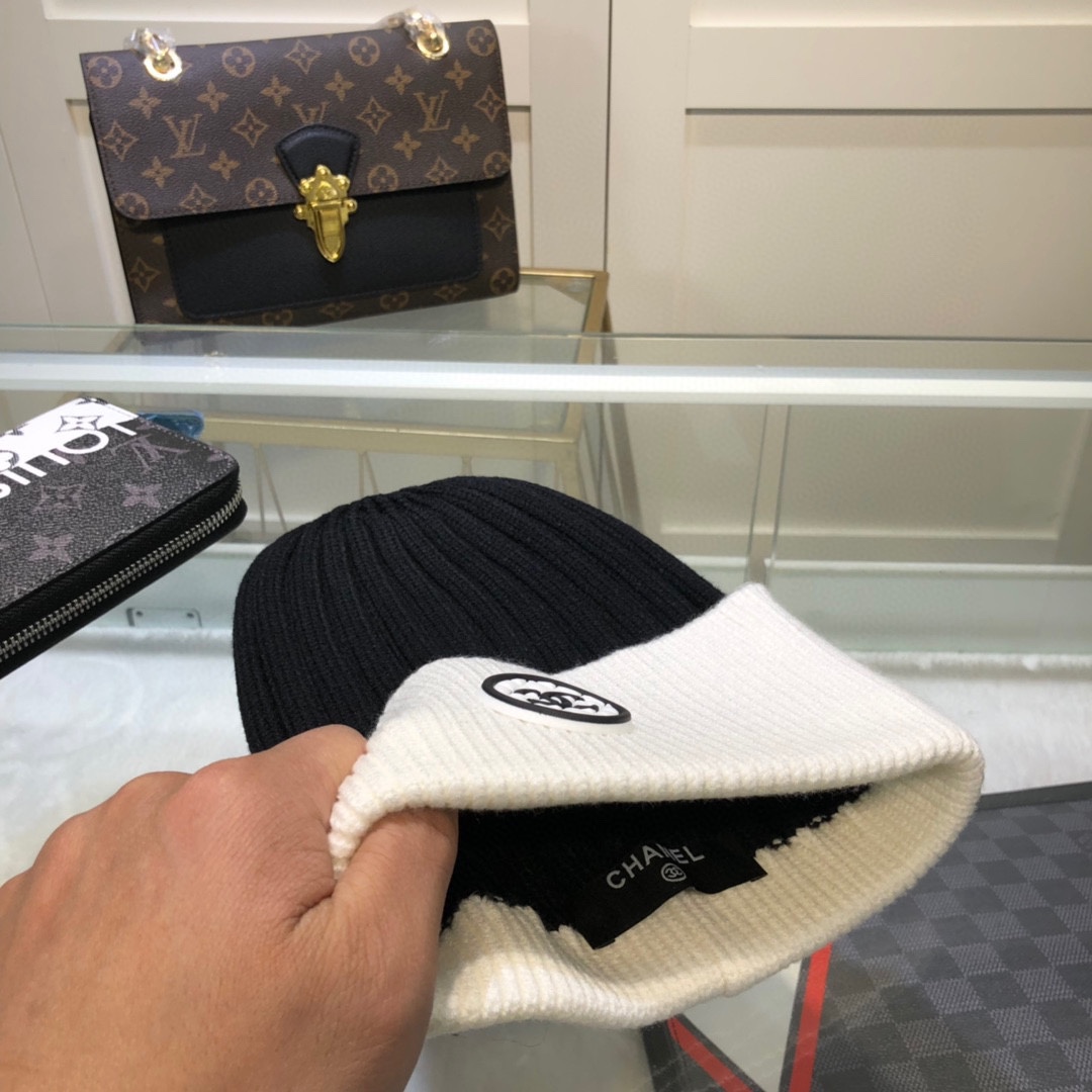 Chanel Beanie In Black & White - Soul Replicas