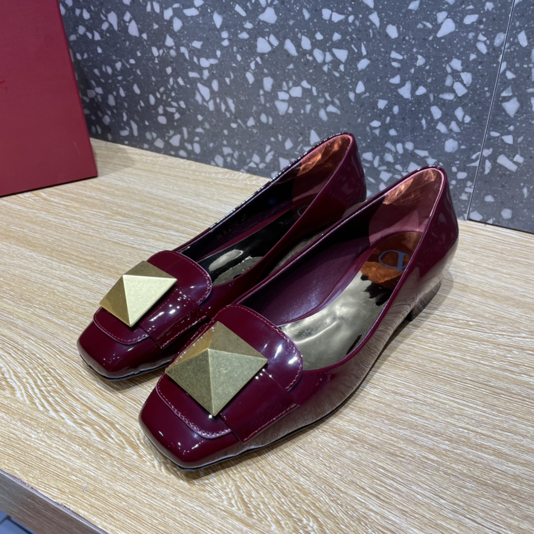 Valentino Garavani One Stud Patent Ballet Flats Red Plum For Women - Soul Replicas