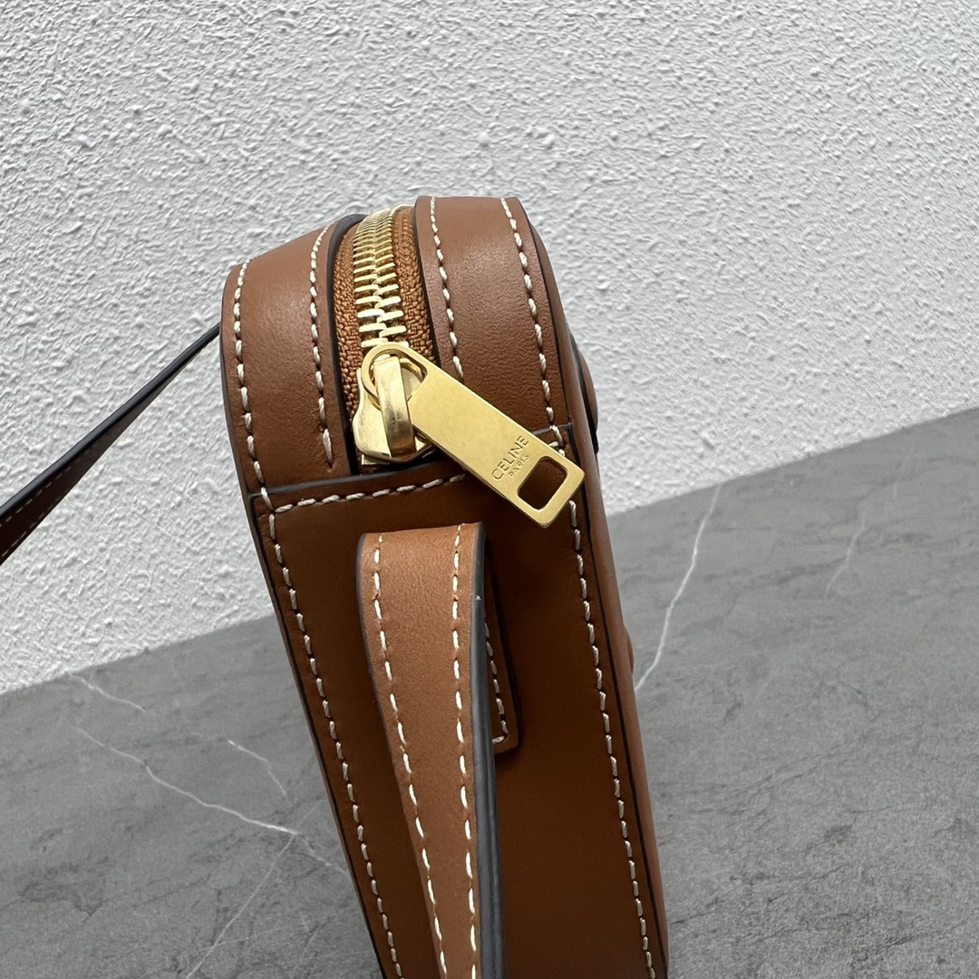 Celine Camera Shoulder Bag Cuir Triomphe Brown For Women 10in/26cm 199183DU3.04LU - Soul Replicas