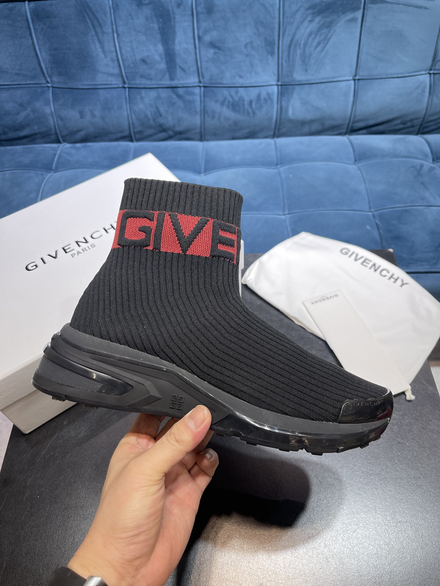 Givenchy Monumental Mallow Black And Red For Men - Soul Replicas