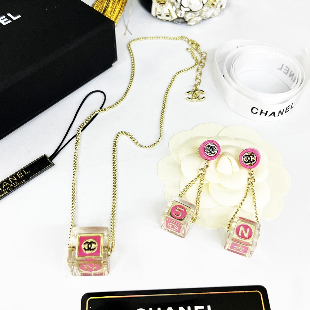 Chanel Earrings - Soul Replicas