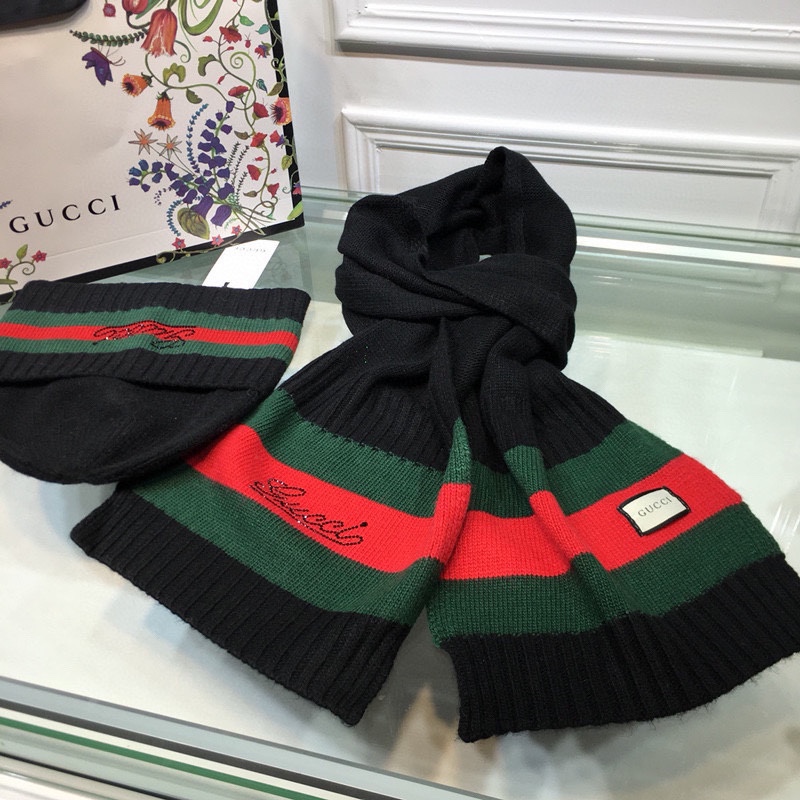 Gucci Beanie & Scarf Set In Black - Soul Replicas