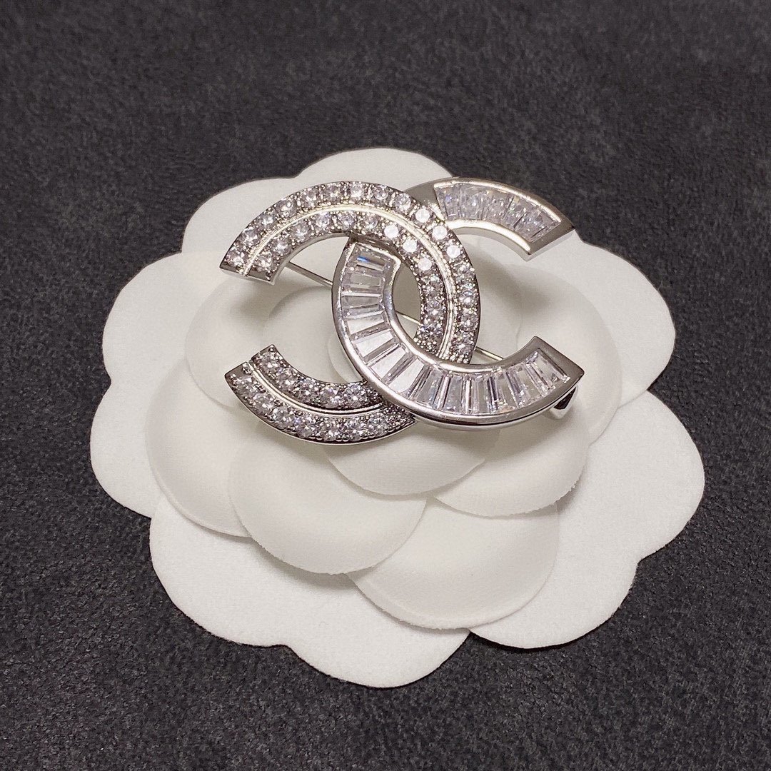 Chanel Brooch - Soul Replicas