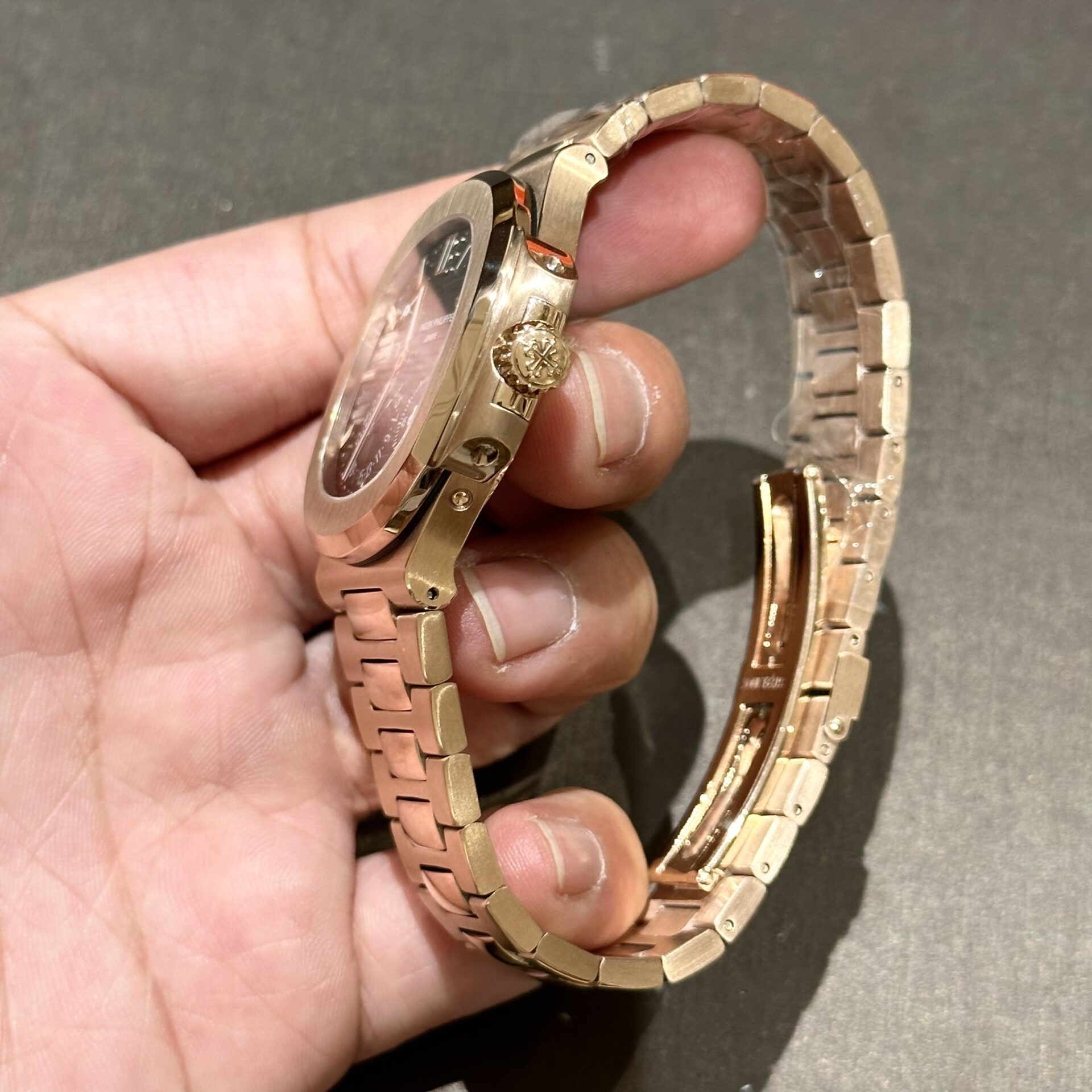 Patek Philippe Nautilus 5712 Replica Watch Black Dial GR Factory 40mm - Soul Replicas