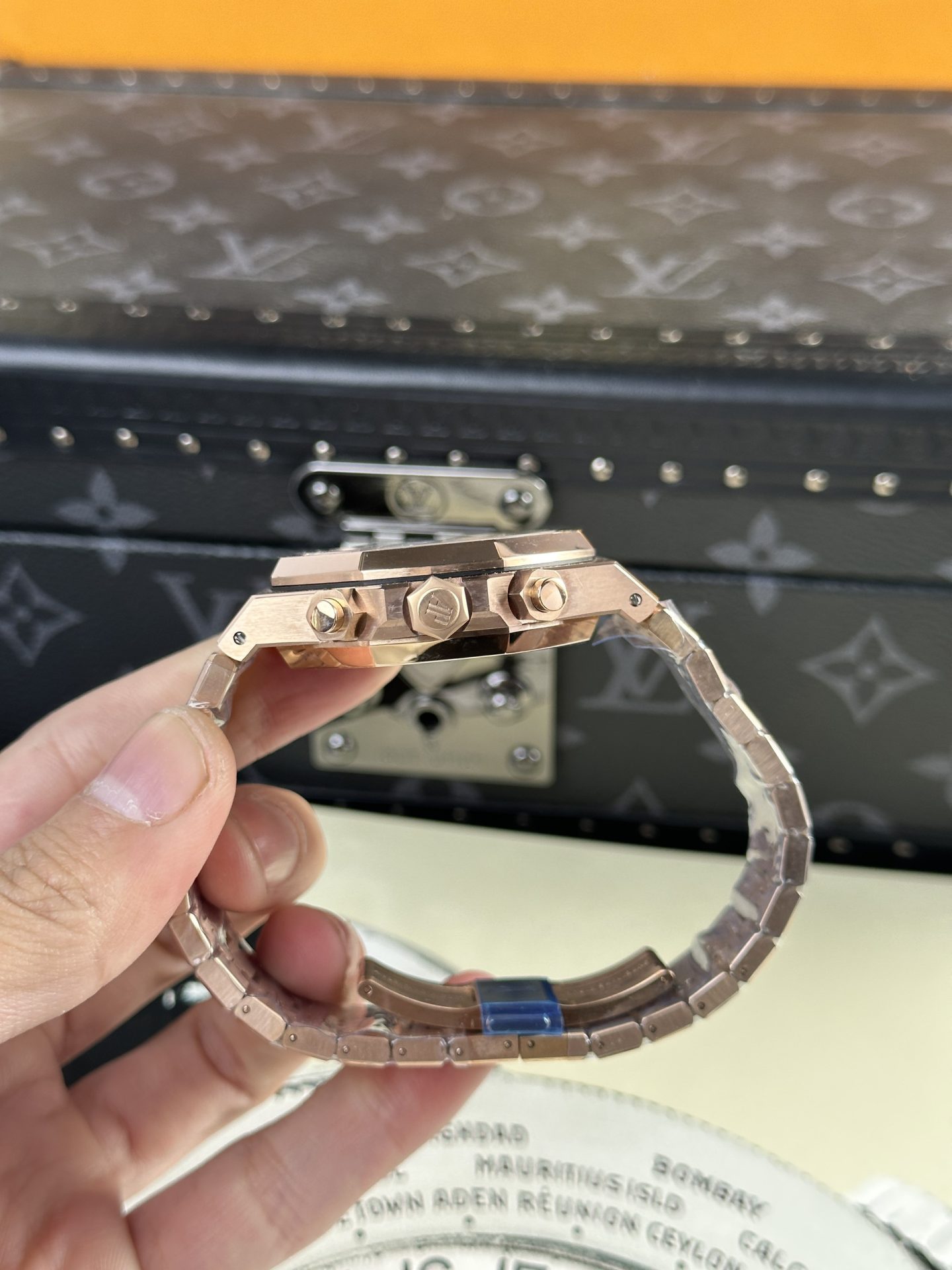 Audemars Piguet Replica Watch Royal Oak 26331OR Chocolate Dial IP Factory 41mm - Soul Replicas