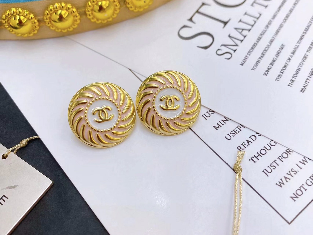Chanel Earrings - Soul Replicas