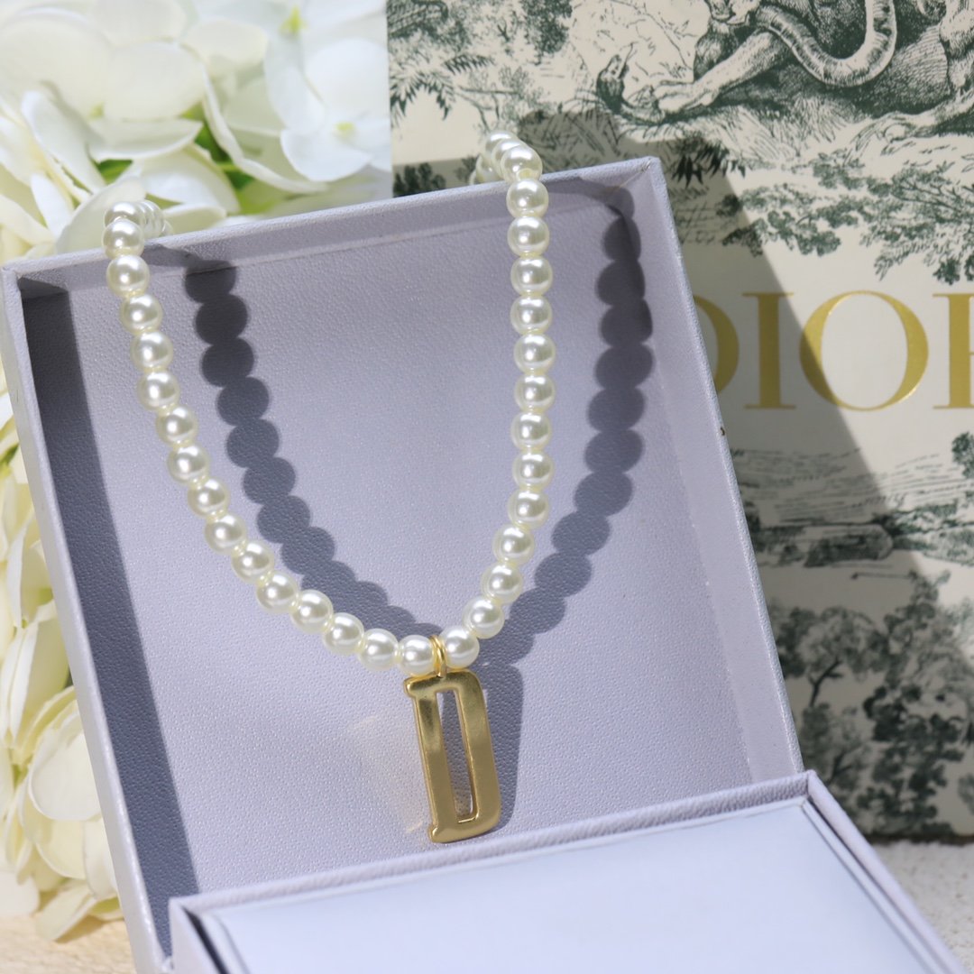 Dior Necklace - Soul Replicas