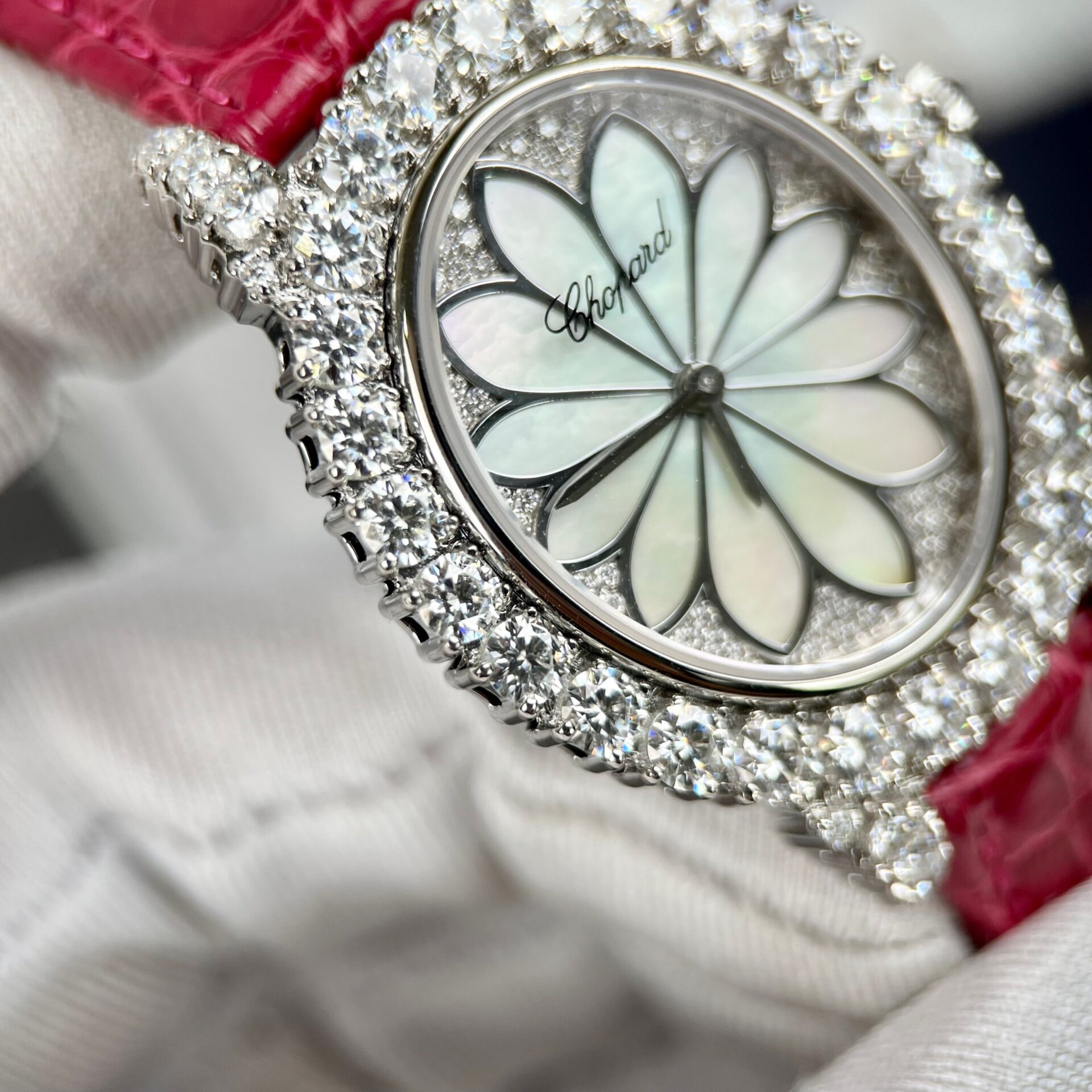 Chopard Women-s Replica Watch Red Full Moissanite Diamond 34mm - Soul Replicas