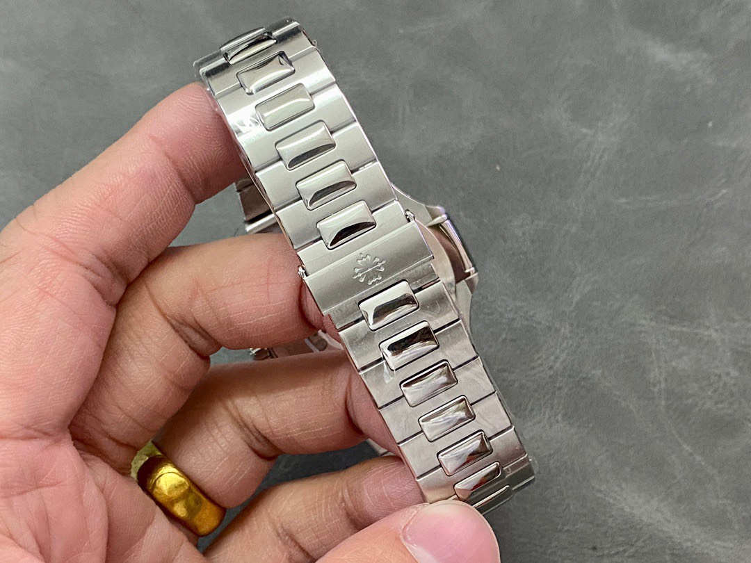 Patek Philippe Replica Watch Nautilus 5726 Blue Dial GR Factory 40.5mm - Soul Replicas