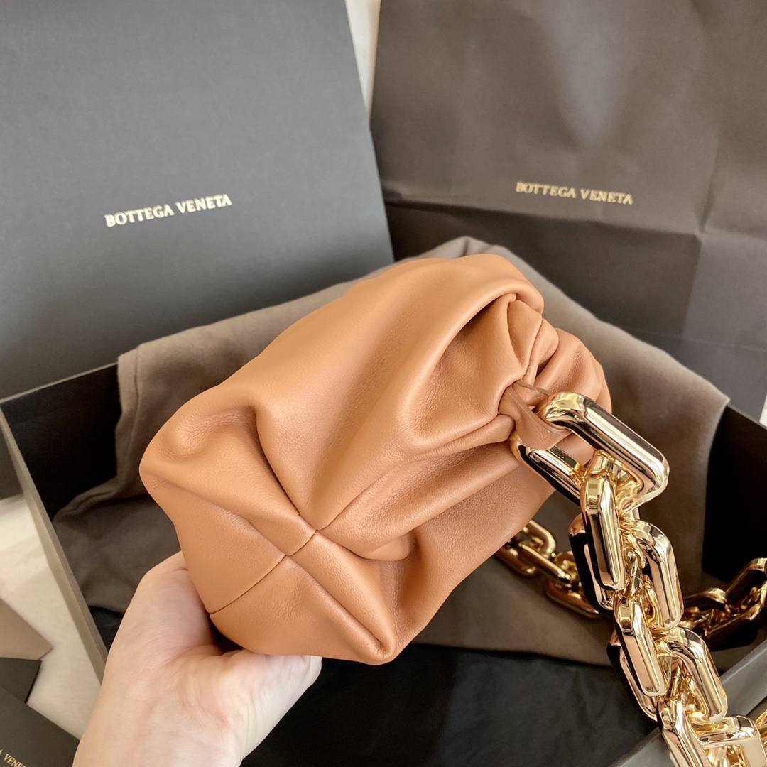 Bottega Veneta Chain Pouch Light Orange. For Women. Women's Bags 12.2in/31cm - Soul Replicas