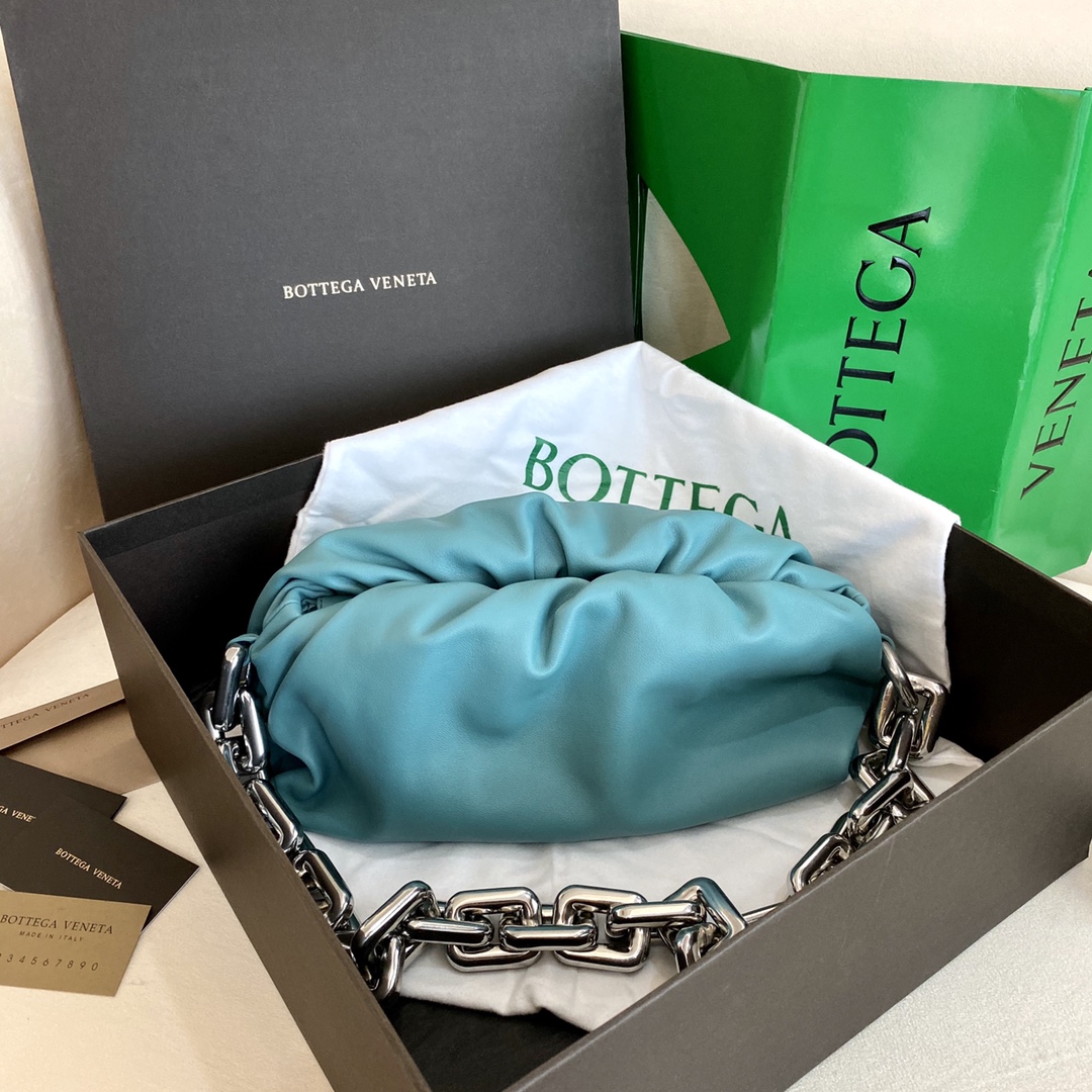 Bottega Veneta Chain Pouch Red. For Women. Women's Bags 12.2in/31cm - Soul Replicas