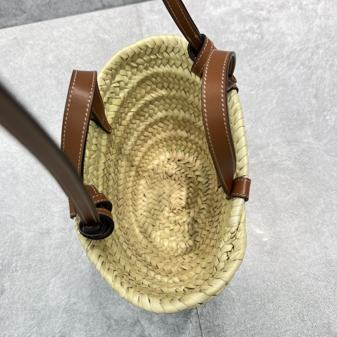 Celine Teen Triomphe Classic Pannier Tote Tan For Women 8in/20cm - Soul Replicas