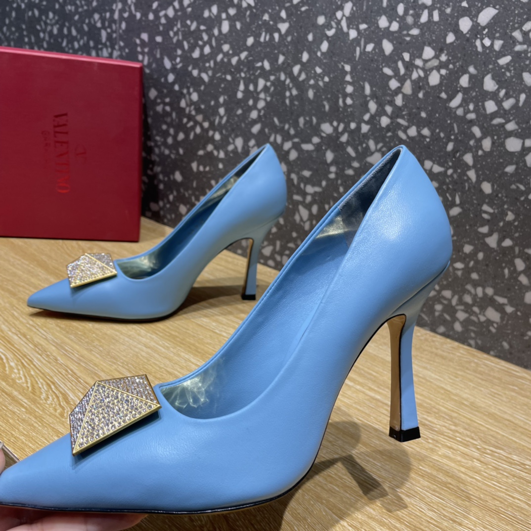 Valentino Garavani One Stud Pump With Maxi Stud Crystals Light Blue For Women WS0FH8XIC - Soul Replicas