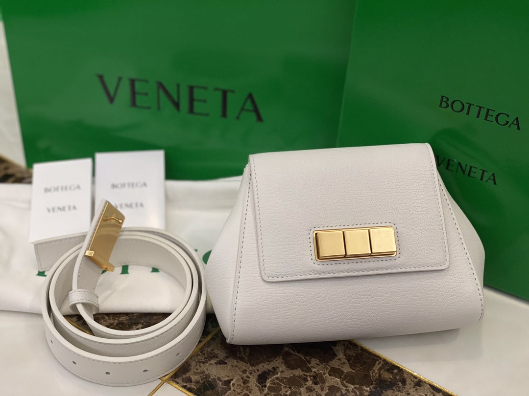 Bottega Veneta Handle Bag White. For Women. Women-s Bags 8.5in/21.5cm - Soul Replicas