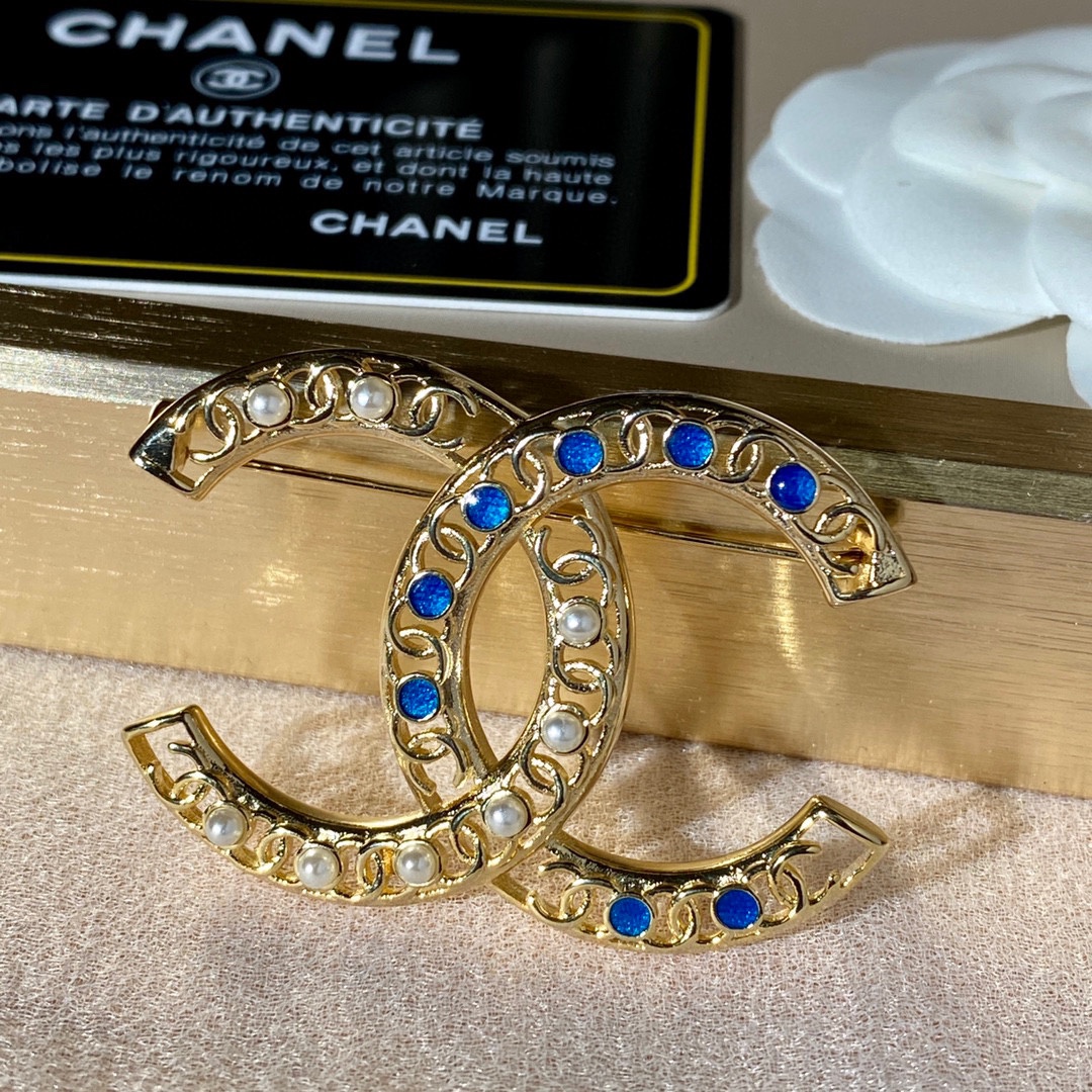 Chanel Brooch - Soul Replicas