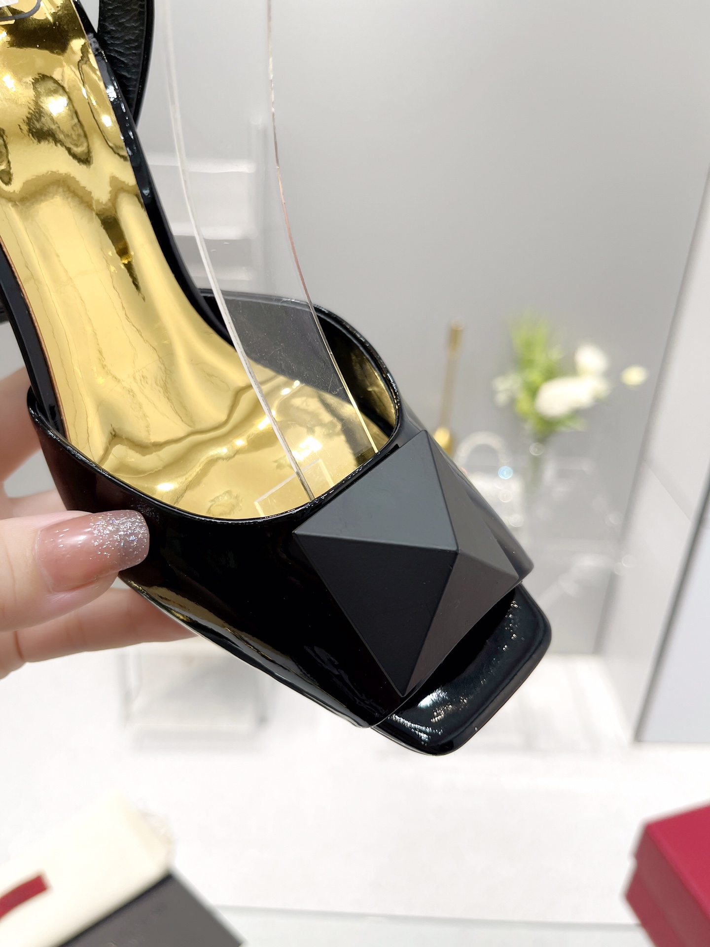 Valentino Garavani One Stud Sandal With Maxi Stud Embellishment Shiny Black For Women XW0S0EI6CYII16 - Soul Replicas