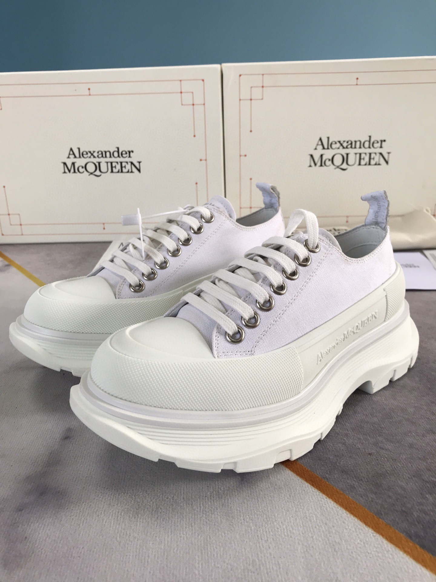 Alexander McQueen Tread Slick Lace Up Cotton White For Women 604257W4MV29000 - Soul Replicas