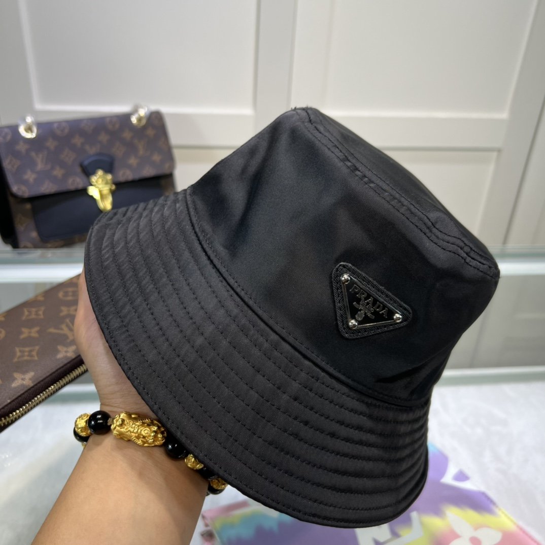 Prada Re-Nylon Bucket Hat Black Prada Hat 1HC137_2DMI_F0002 - Soul Replicas