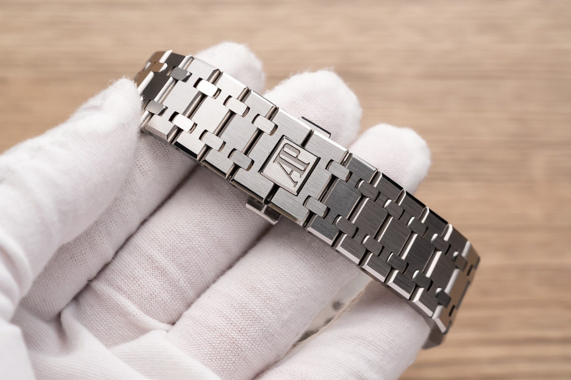 Audemars Piguet Royal Oak 26331ST Replica Watch Black Dial 41mm - Soul Replicas