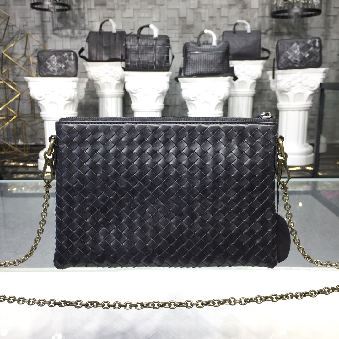 Bottega Veneta Chain Shoulder Bag Black. For Women. Women's Bags 9.6in/24.5cm - Soul Replicas
