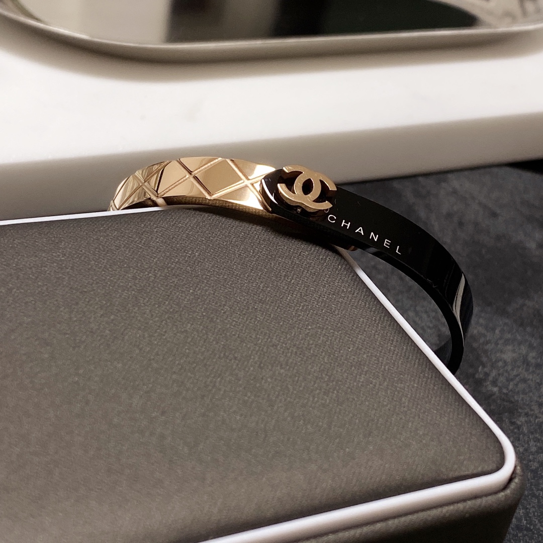 Chanel Bracelet - Soul Replicas