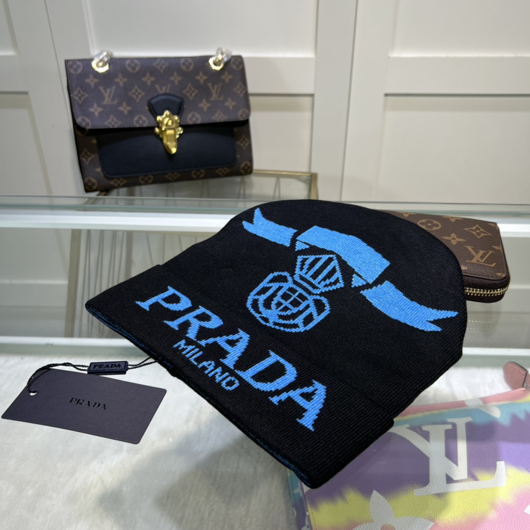 Prada Beanie In Black - Soul Replicas