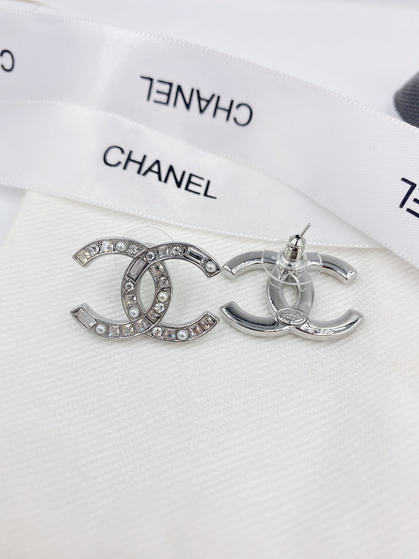 Chanel Earrings - Soul Replicas
