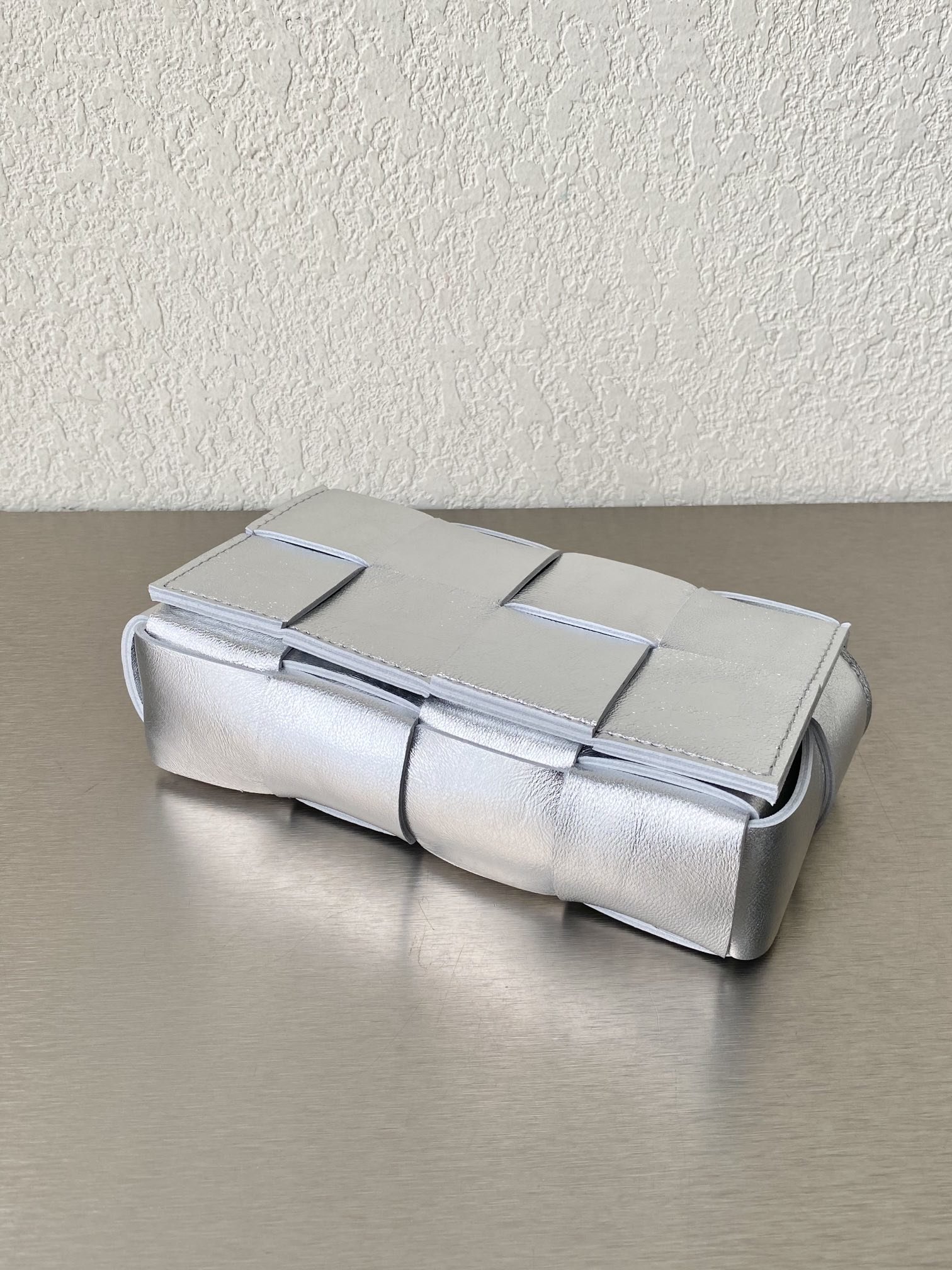 Bottega Veneta Mini Cassette Crossbody Bag Silver. For Women. Women-s Bags 6.9in/17.5cm - Soul Replicas