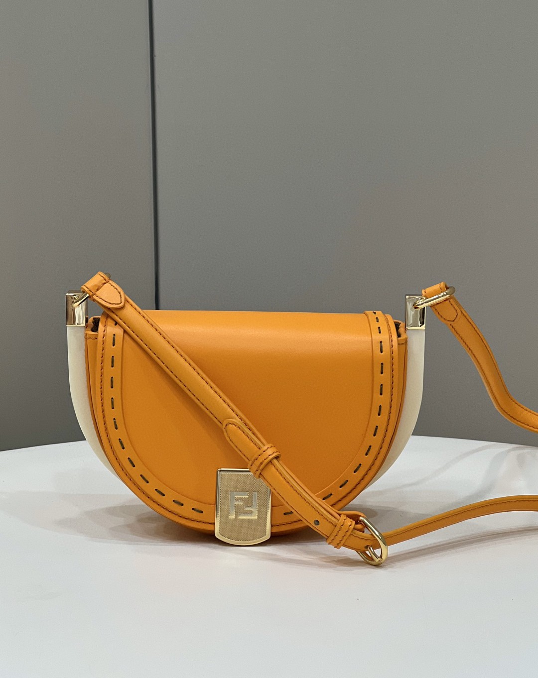 Fendi Moonlight Saddle Orange Bag For Woman 19cm/7.5in - Soul Replicas