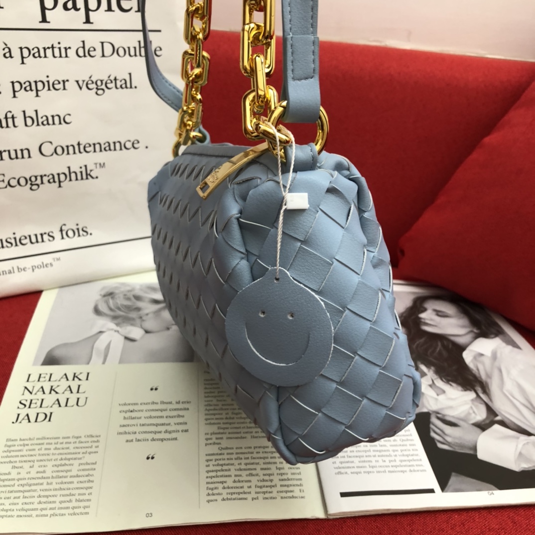 Bottega Veneta Crossbody Bag Blue. For Women. Women-s Bags 9.4in/24cm - Soul Replicas