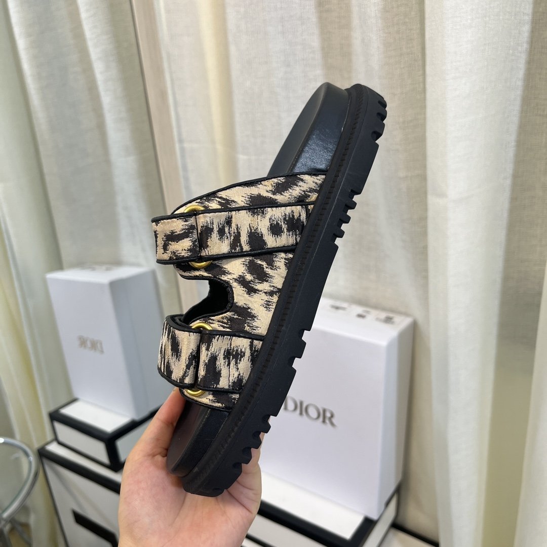 Christian Dior Women's DYORAct Slide Beige Multicolor For Women CD KCQ719LNY_S29X - Soul Replicas