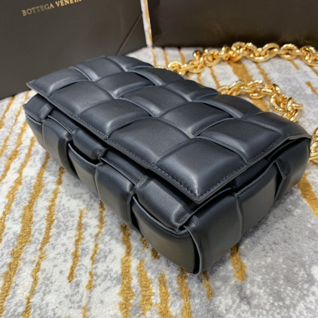 Bottega Veneta Chain Cassette Bag For Women 10.2in/26cm In Black 631421VBWZ08425 - Soul Replicas