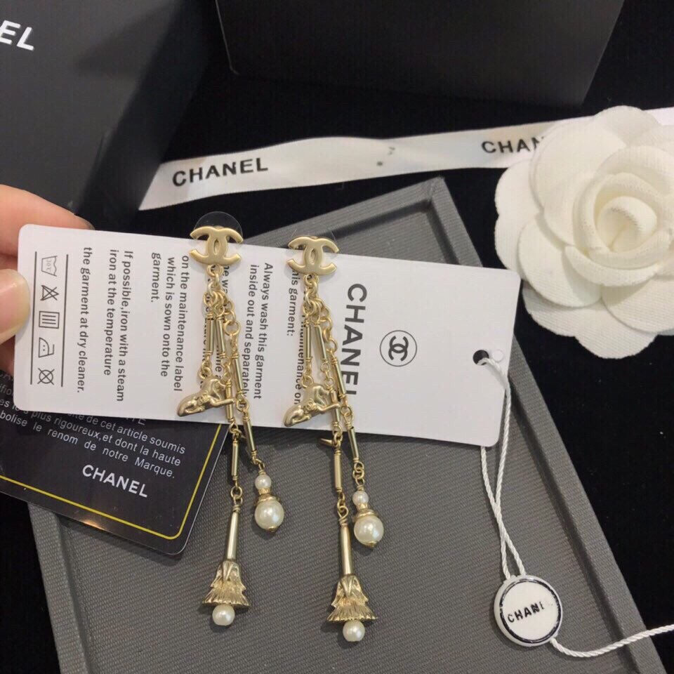 Chanel Earrings - Soul Replicas