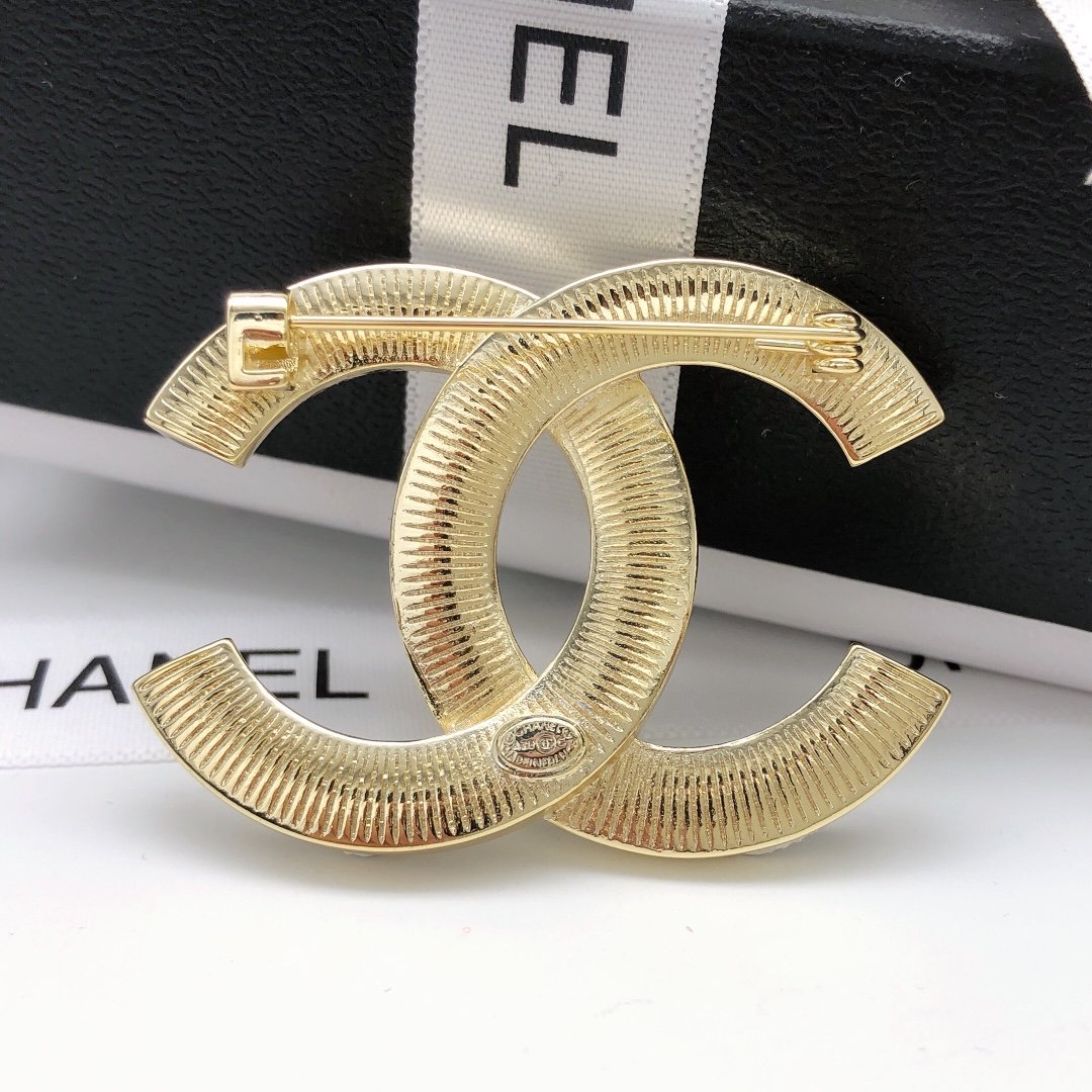 Chanel Brooch - Soul Replicas