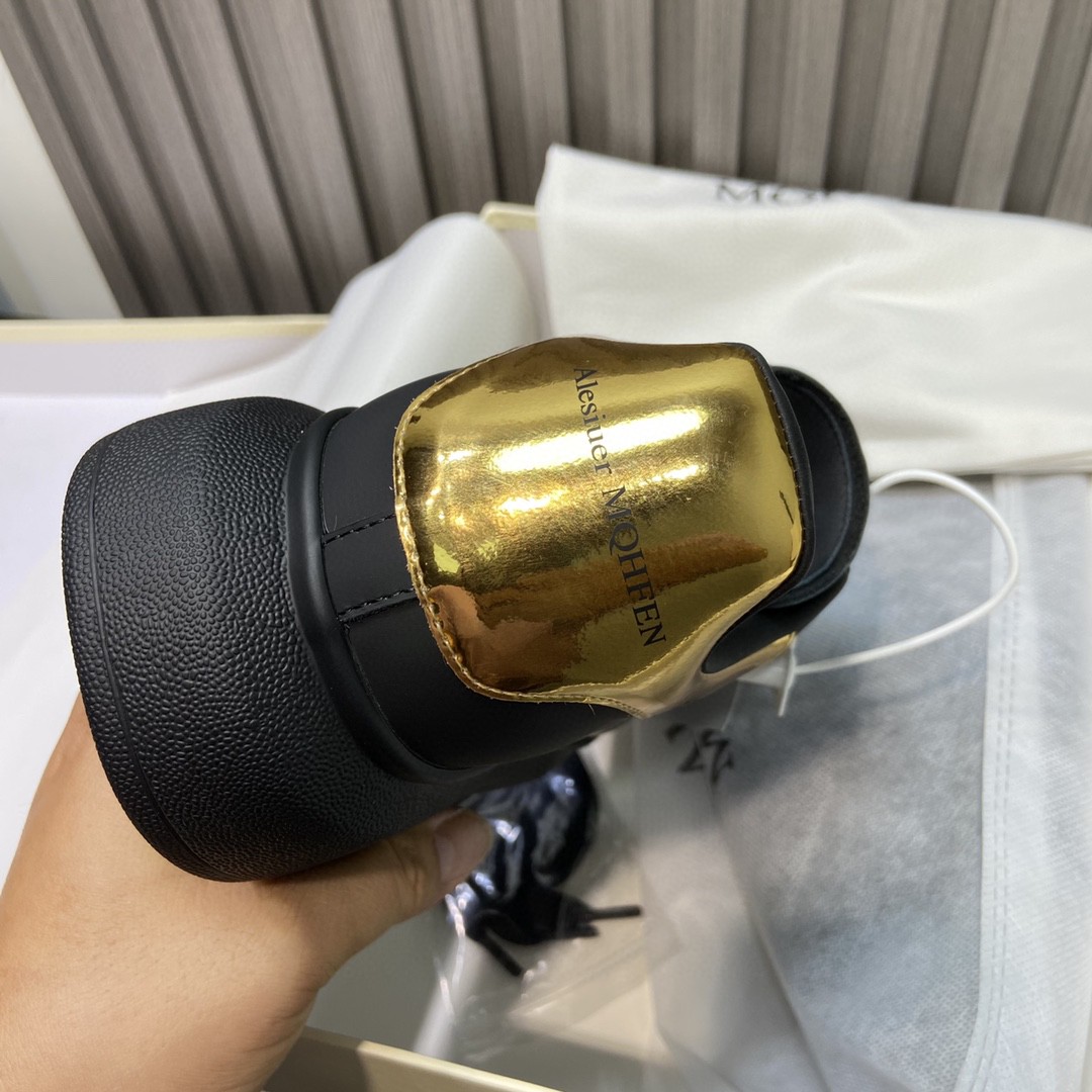 Alexander McQueen Oversized Sneaker Black/Gold For Women - Soul Replicas