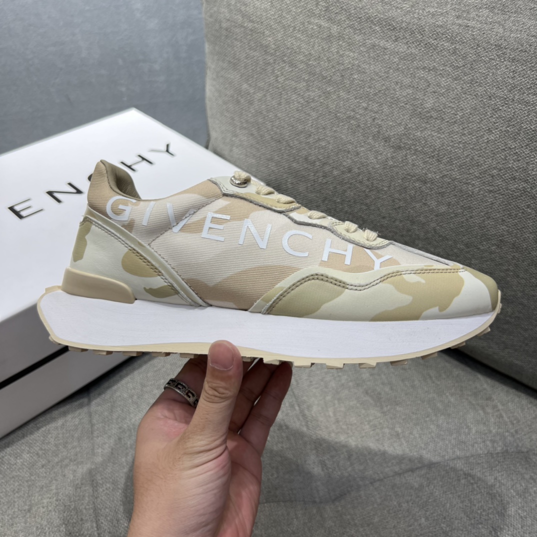 Givenchy GIV Runner Sneakers Yellow For Men GVC - Soul Replicas