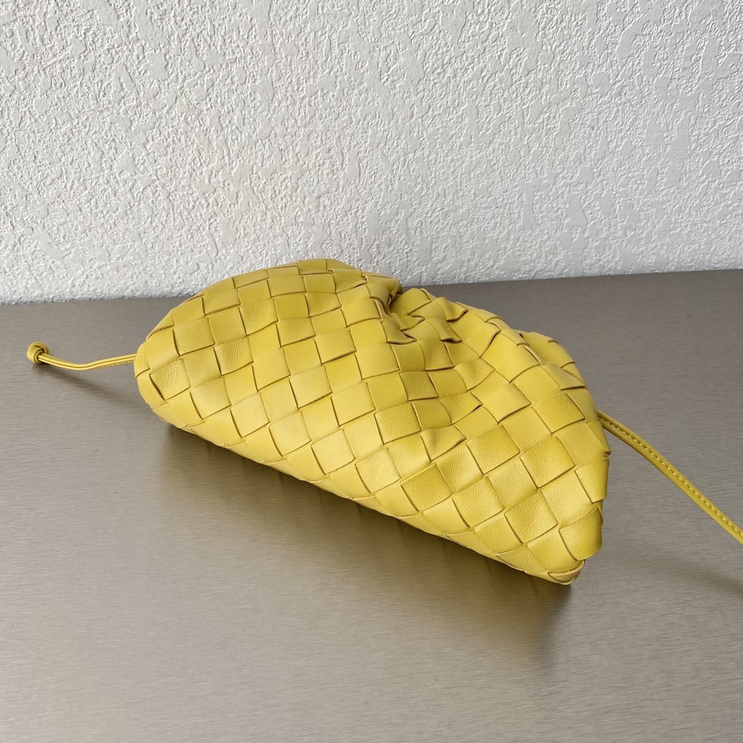 Bottega Veneta Mini Pouch Kiwi. For Women. Women-s Bags 8.6in/22cm 585852VCPP13520 - Soul Replicas