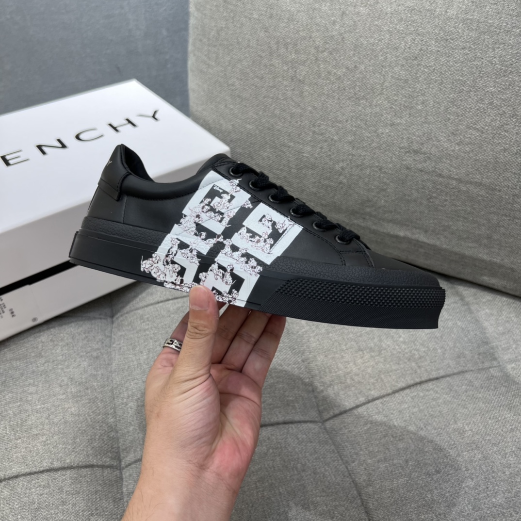 Givenchy City Sport 101 Dalmatians Sneakers Black For Men GVC - Soul Replicas