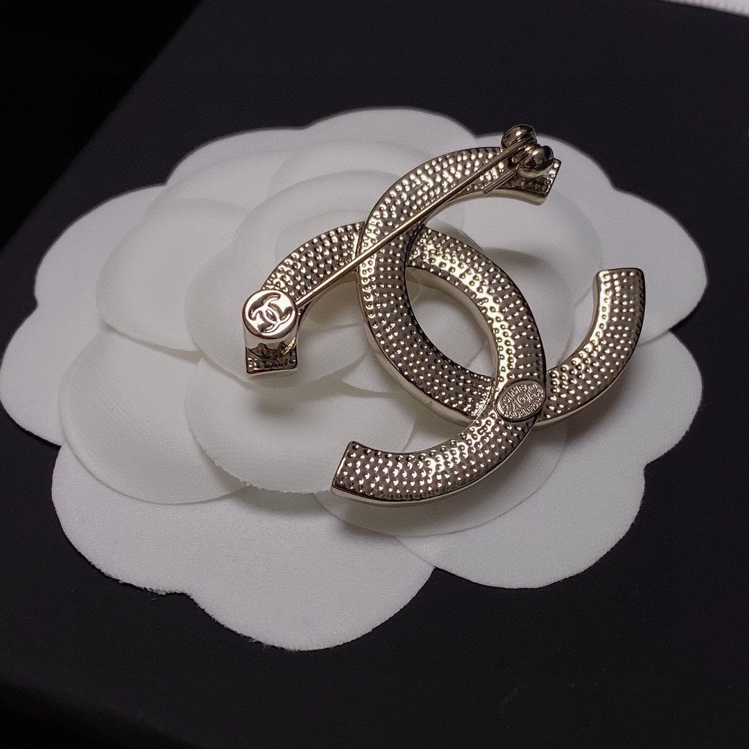 Chanel Brooch - Soul Replicas