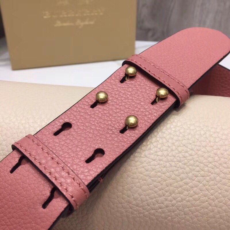 Burberry Barrel Bag Cream For Women. Women-s Bags 8.3in/21cm - Soul Replicas