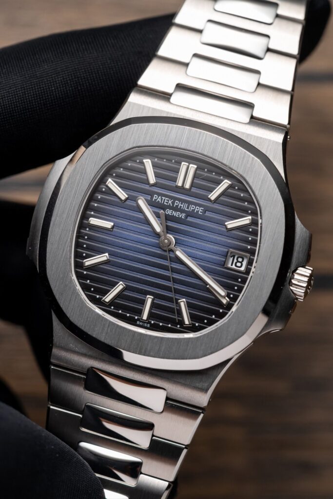 Patek Philippe Best Replica Watch Nautilus 5811 Blue Dial Metal Wire 41mm - Soul Replicas