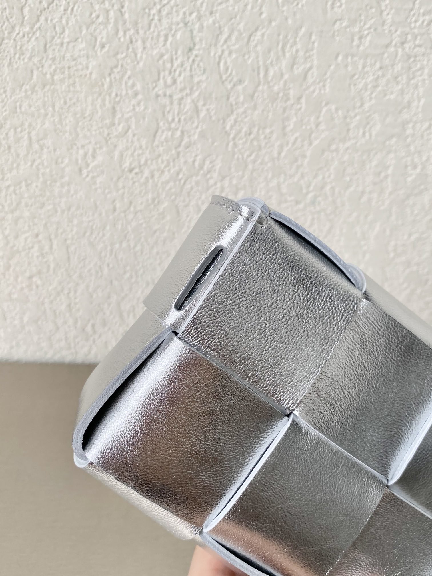 Bottega Veneta Mini Cassette Crossbody Bag Silver. For Women. Women-s Bags 6.9in/17.5cm - Soul Replicas