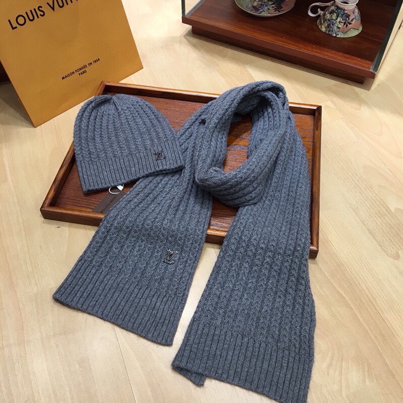 Louis Vuitton Beanie & Scarf Set In Grey - Soul Replicas